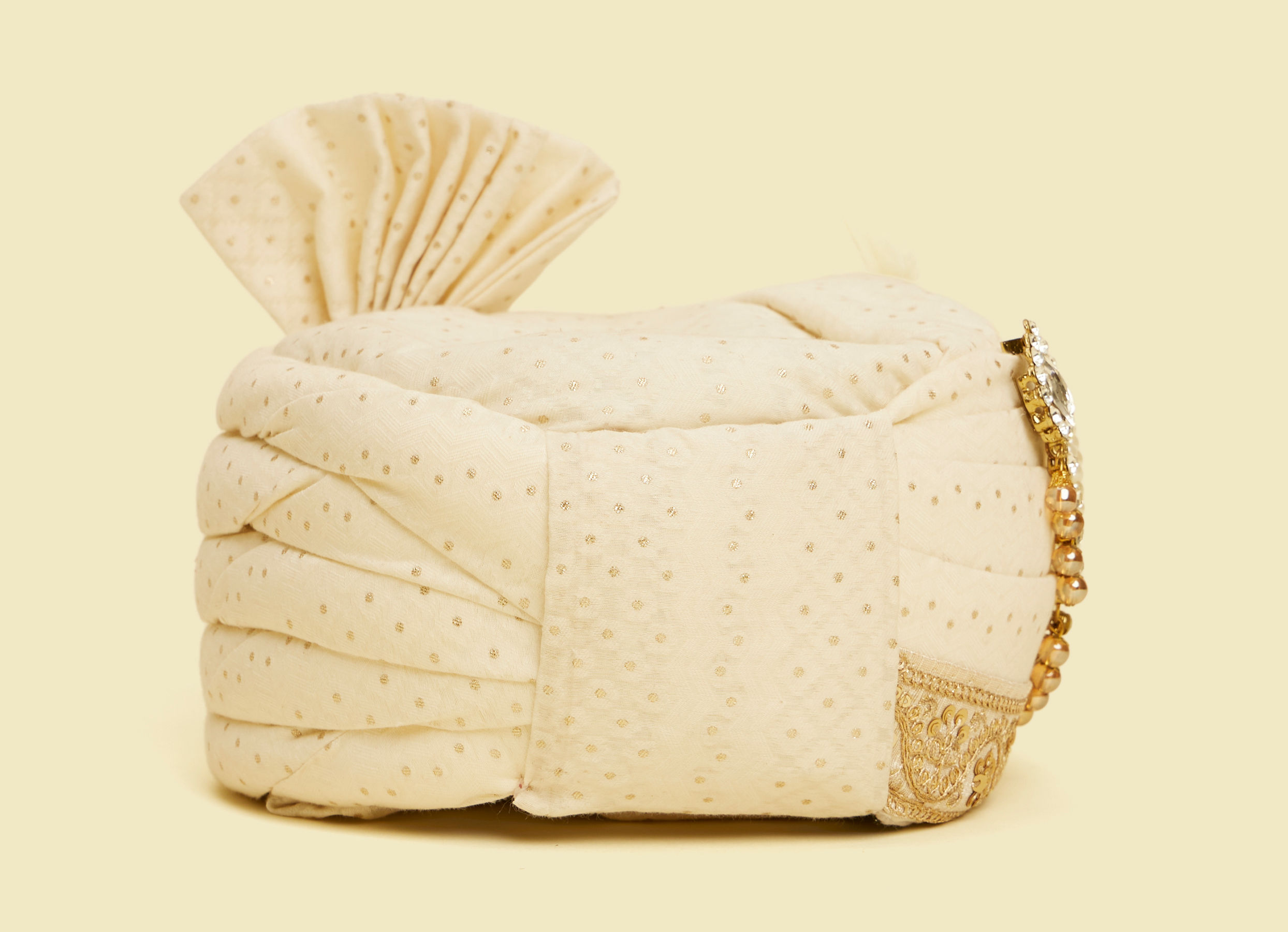 Twamev Men Elegant Cream Chanderi Safa