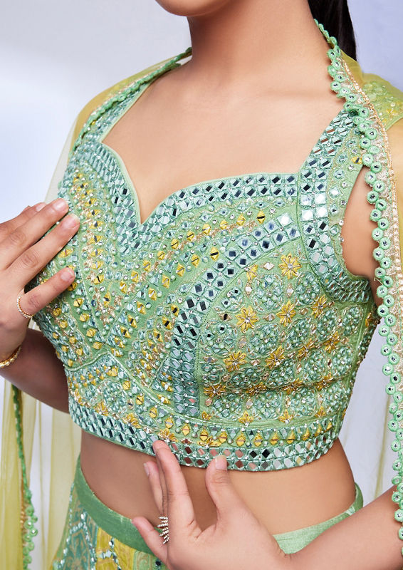 Twamev Women Yellow and Pista Green Bel Buti Hexagon Patterned Skirt Top