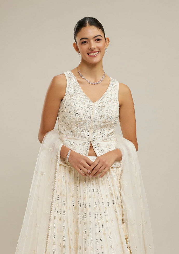 Twamev Women Dazzling Cream Lehenga