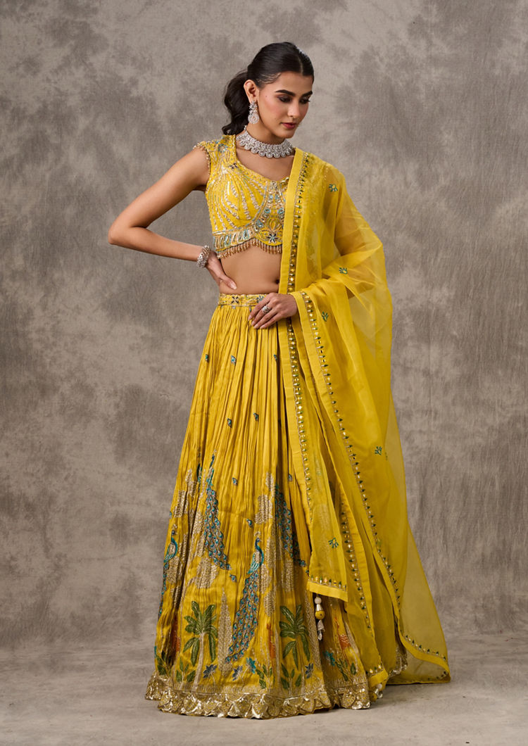 Twamev Women Enchanting Green Royal Elegance Lehenga