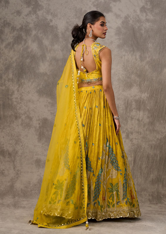 Twamev Women Enchanting Green Royal Elegance Lehenga