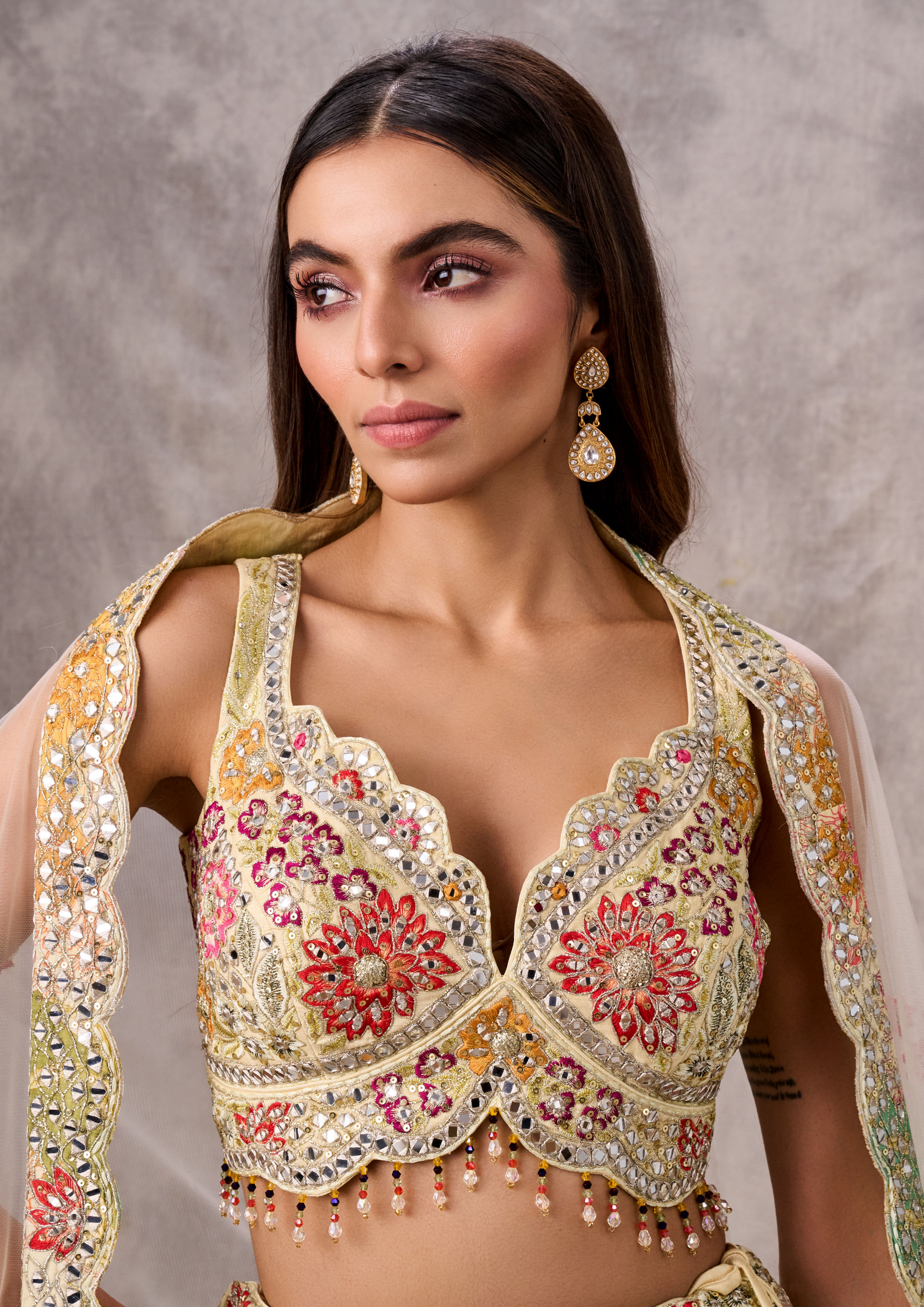 Twamev Women Creamy Majesty Lehenga
