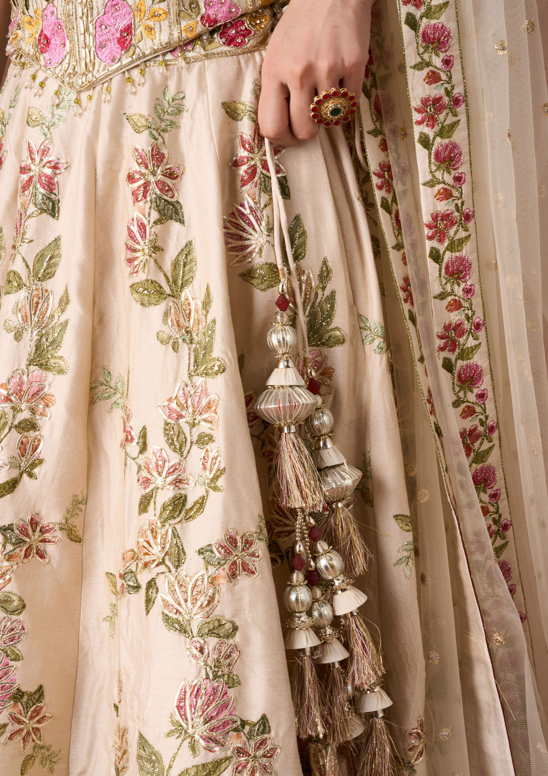 Twamev Women Ivory Threadwork Lehenga