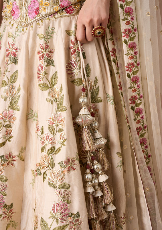 Twamev Women Ivory Threadwork Lehenga