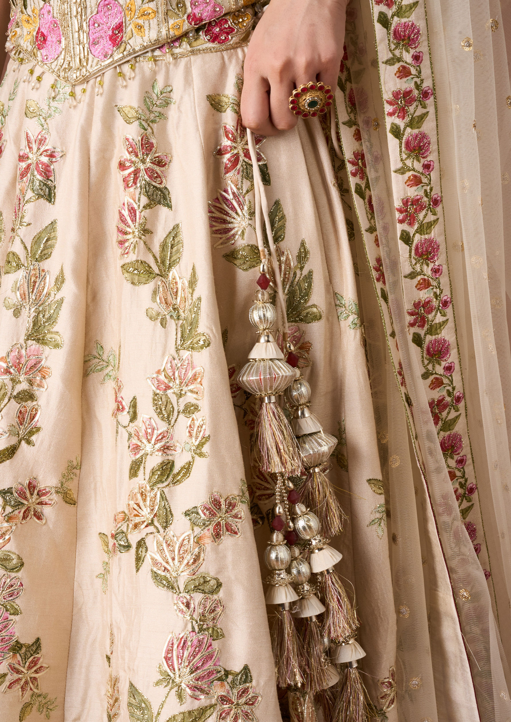 Twamev Women Ivory Threadwork Lehenga