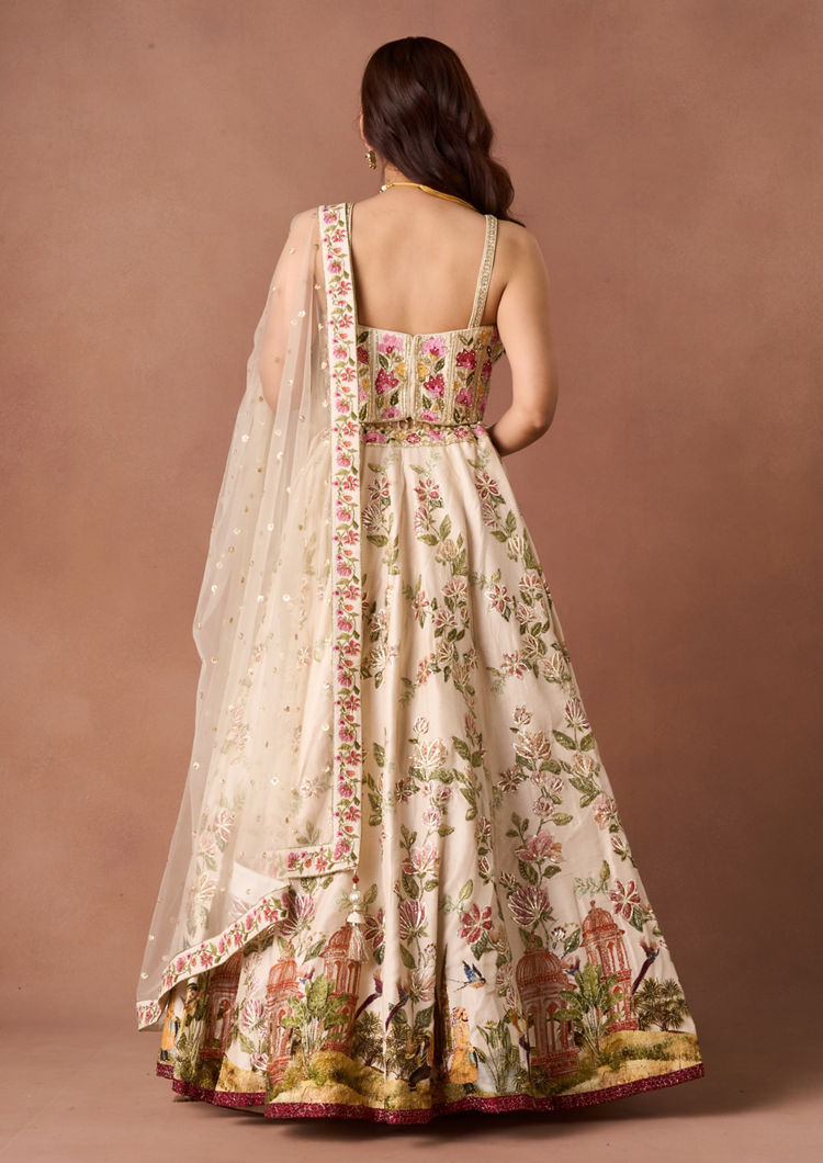 Twamev Women Ivory Threadwork Lehenga