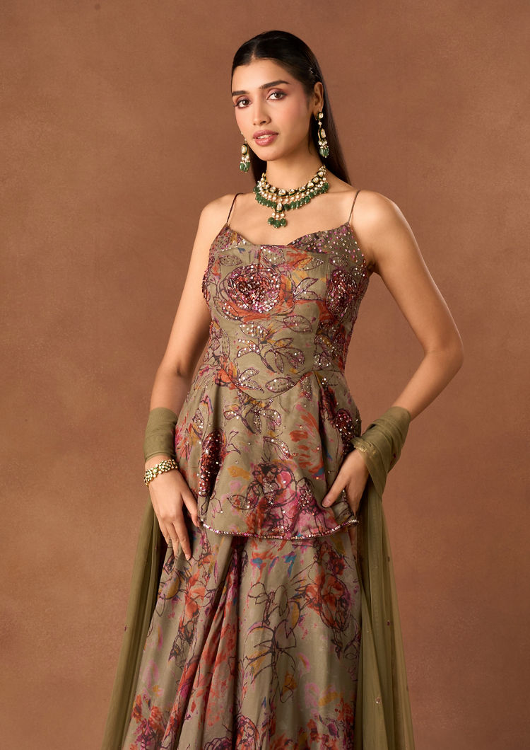 Twamev Women Green Organza Lehenga with Floral Embroidery