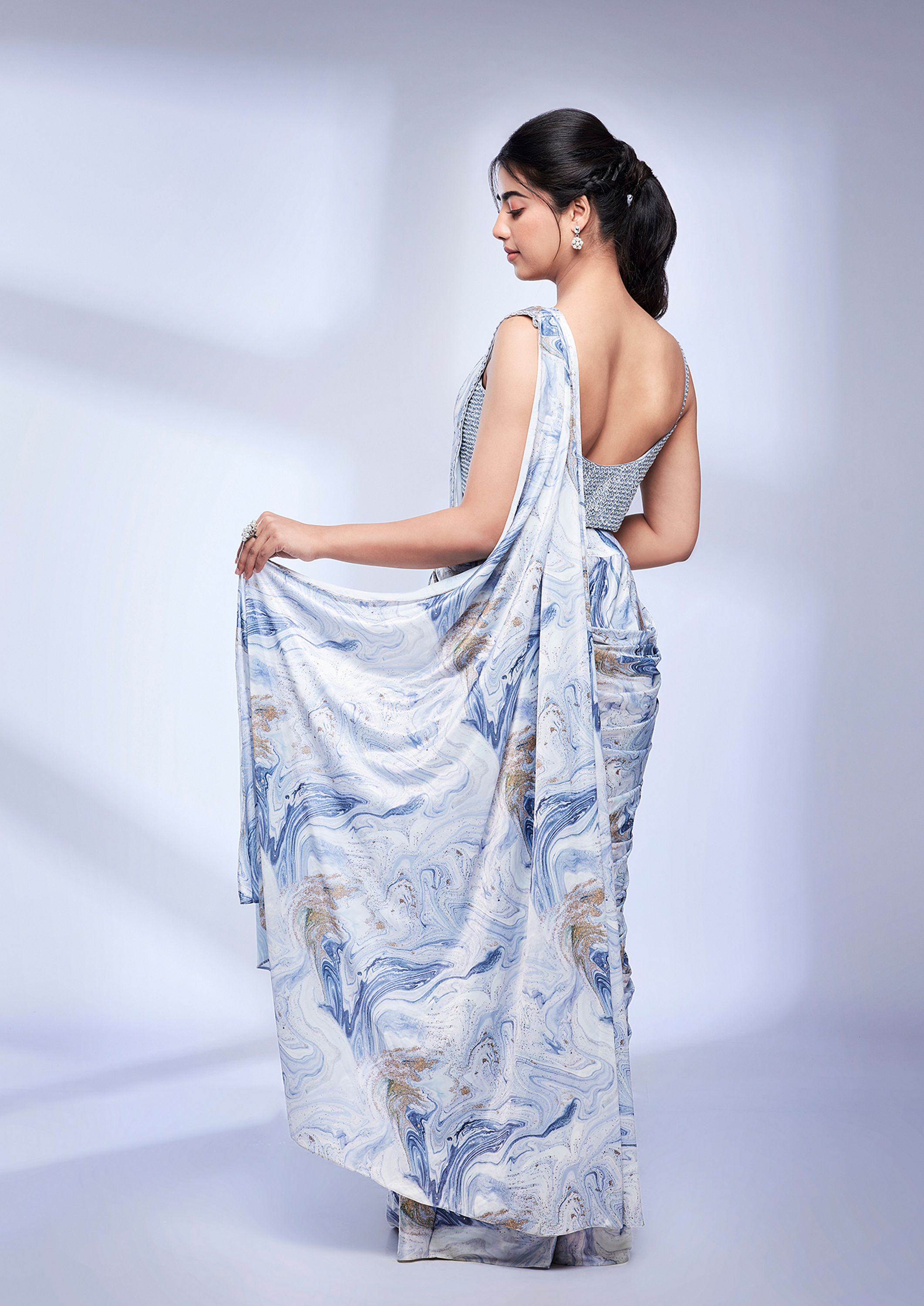 Twamev Women Grey Marble Printed Sequinned Draped Saree