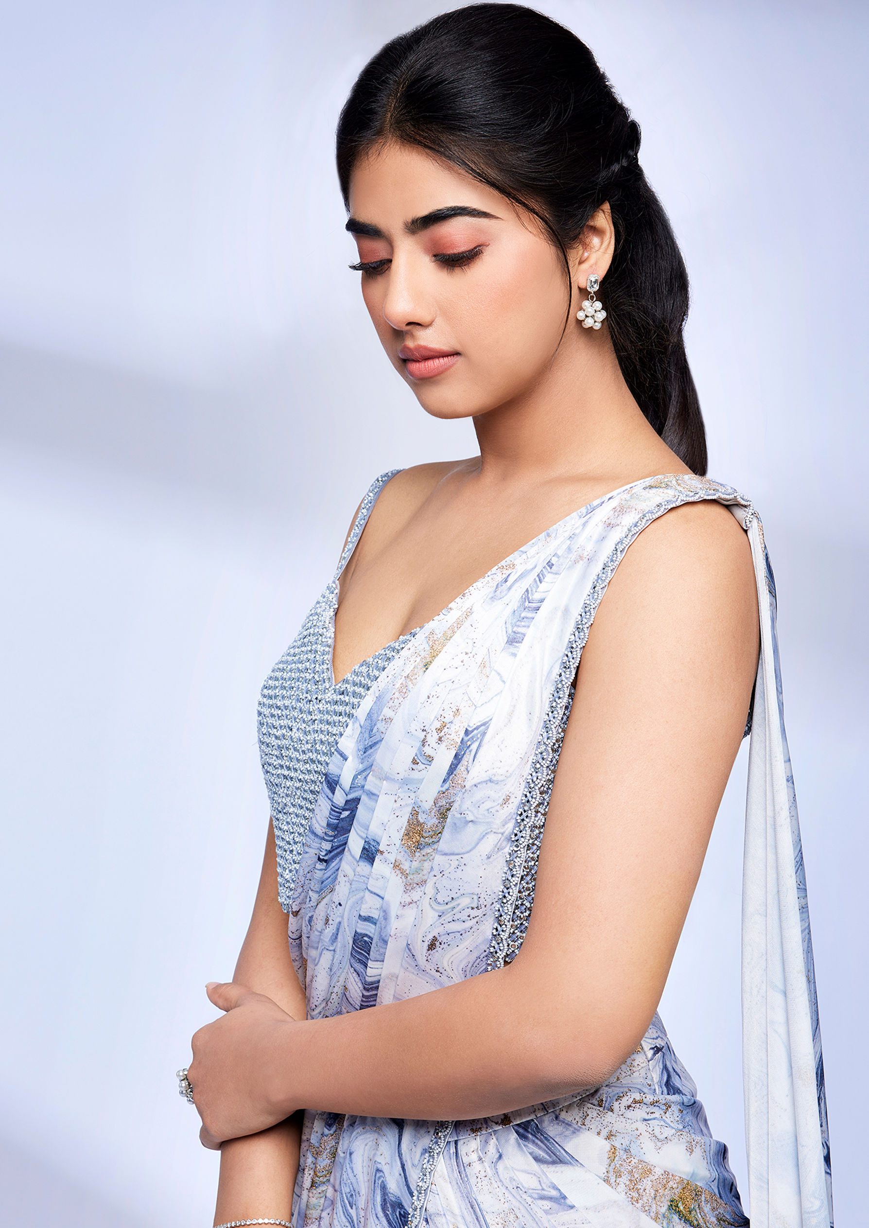 Twamev Women Grey Marble Printed Sequinned Draped Saree