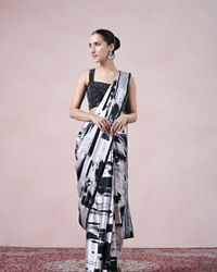 Twamev Women Black & Cream Satin Abstract Printed Draped Saree