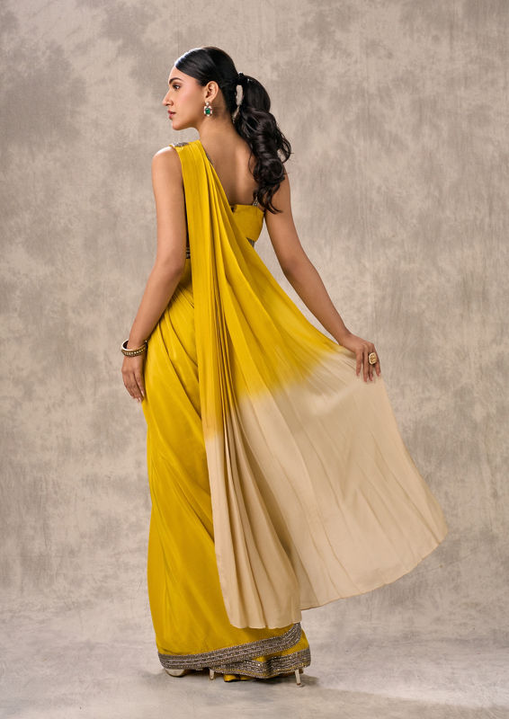 Twamev Women Green Elegance Satin Saree