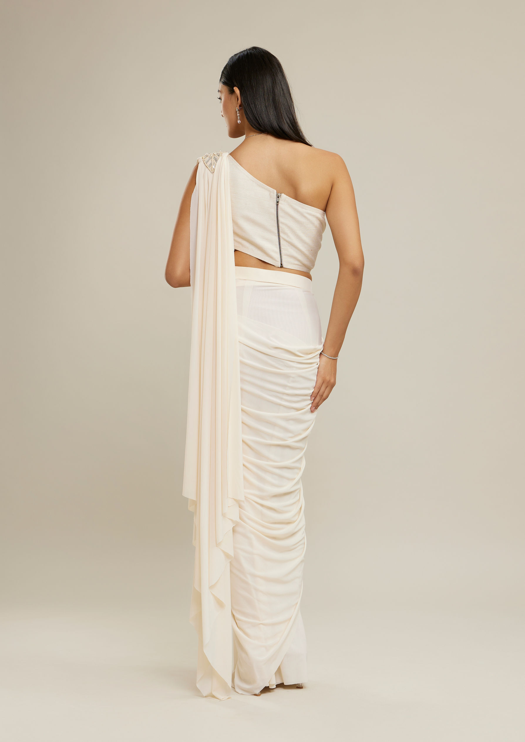 Twamev Women Cream Net-Lycra Festive Saree