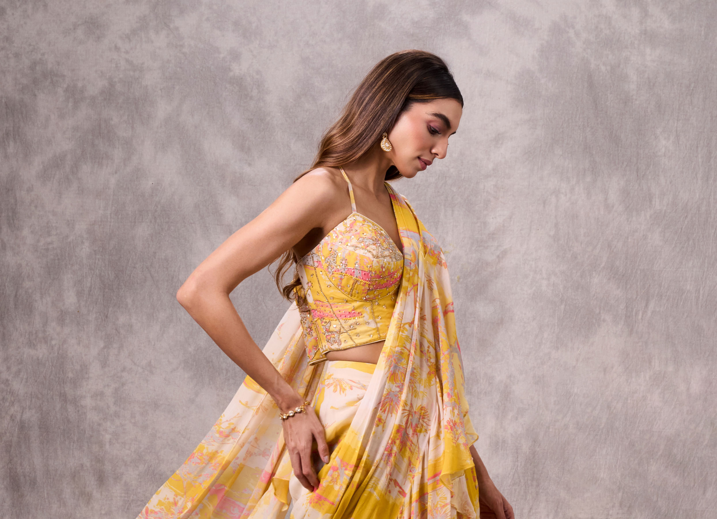 Twamev Women Yellow & Pink Georgette Floral Printed Ruffle Corset Draped Saree
