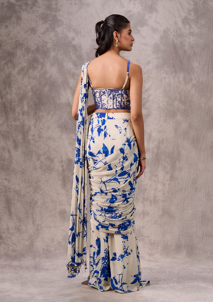 Twamev Women Cream & Indigo Blue Viscose Abstract Printed Corset Draped Saree