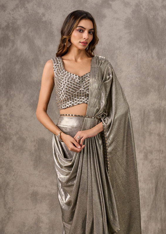 Twamev Women Grey Soiree Elegance Saree