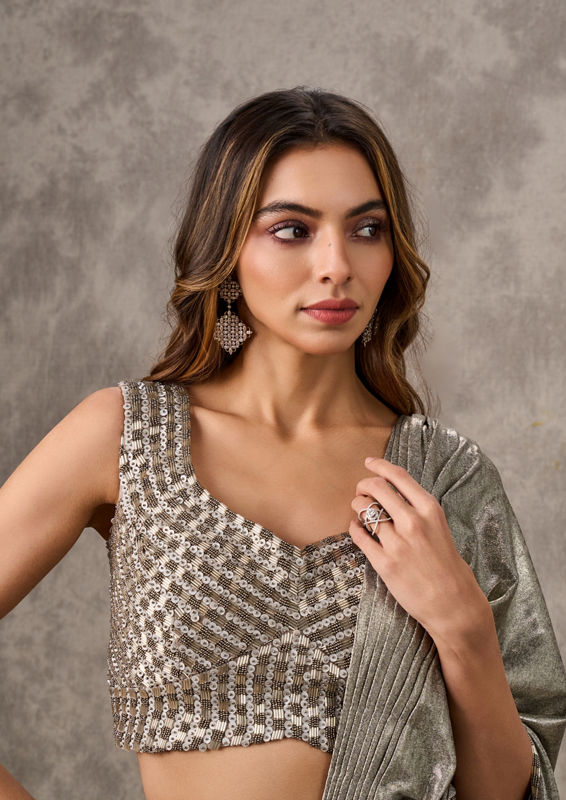 Twamev Women Grey Soiree Elegance Saree