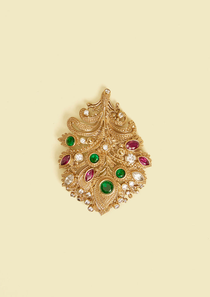 Twamev Men Golden Opulence Brooch