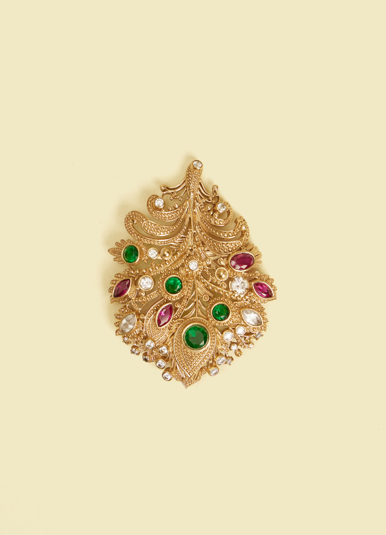 Twamev Men Golden Opulence Brooch