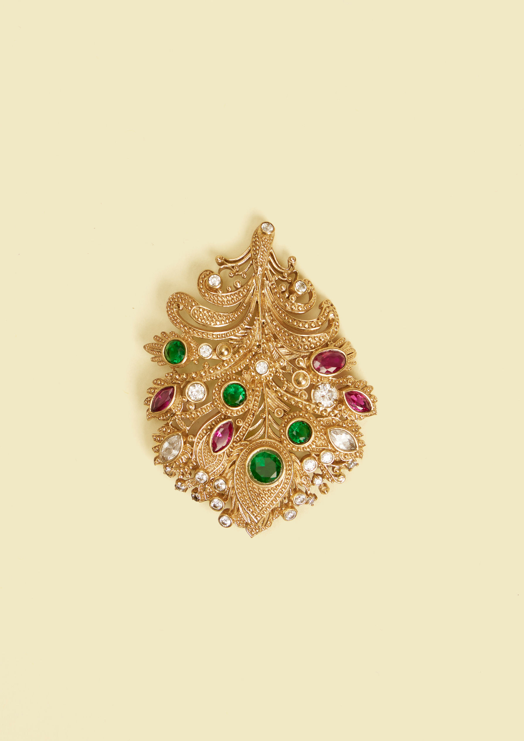 Twamev Men Golden Opulence Brooch