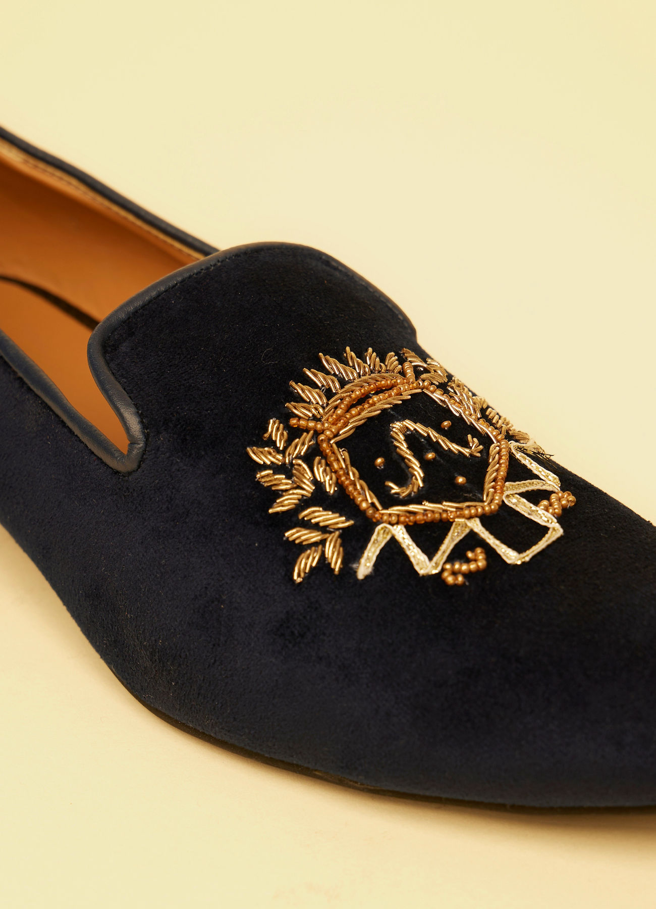 Twamev Men Elegant Dark Blue Leather Juti