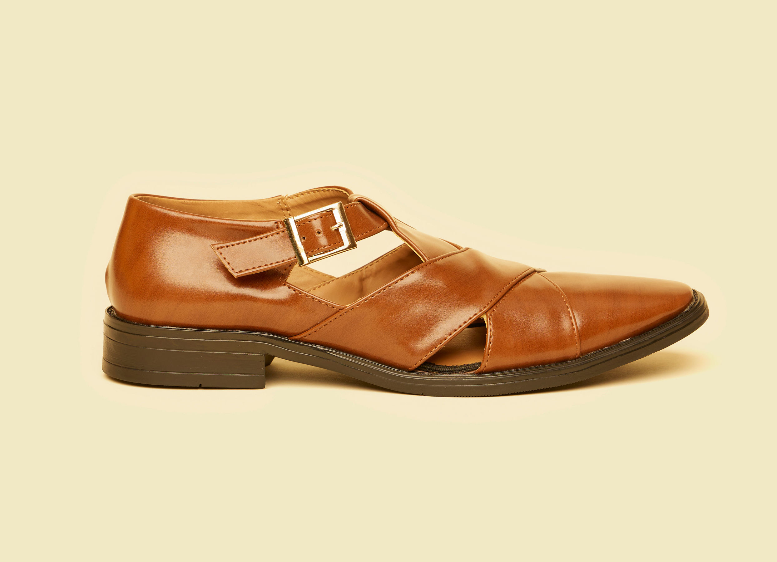 Twamev Men Brown Jooti Traditional Wear