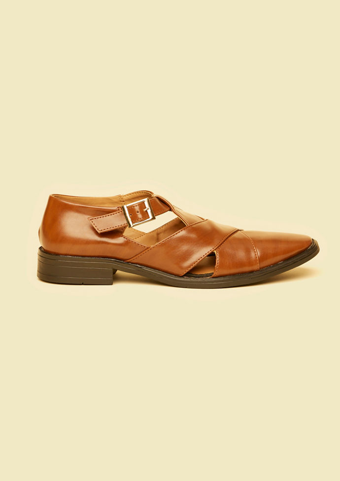 Twamev Men Brown Jooti Traditional Wear