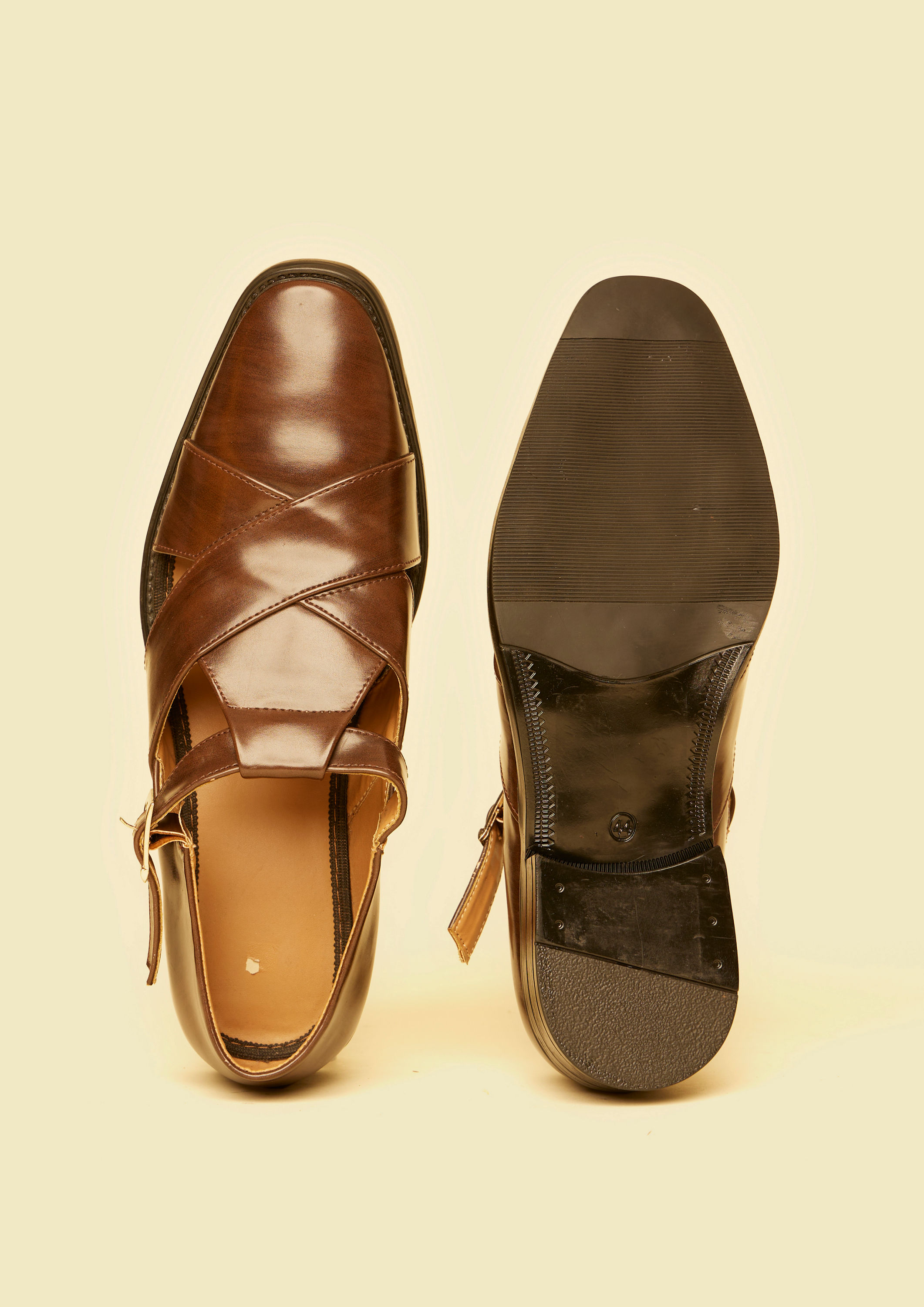 Twamev Men Dark Brown Faux Leather Jooti