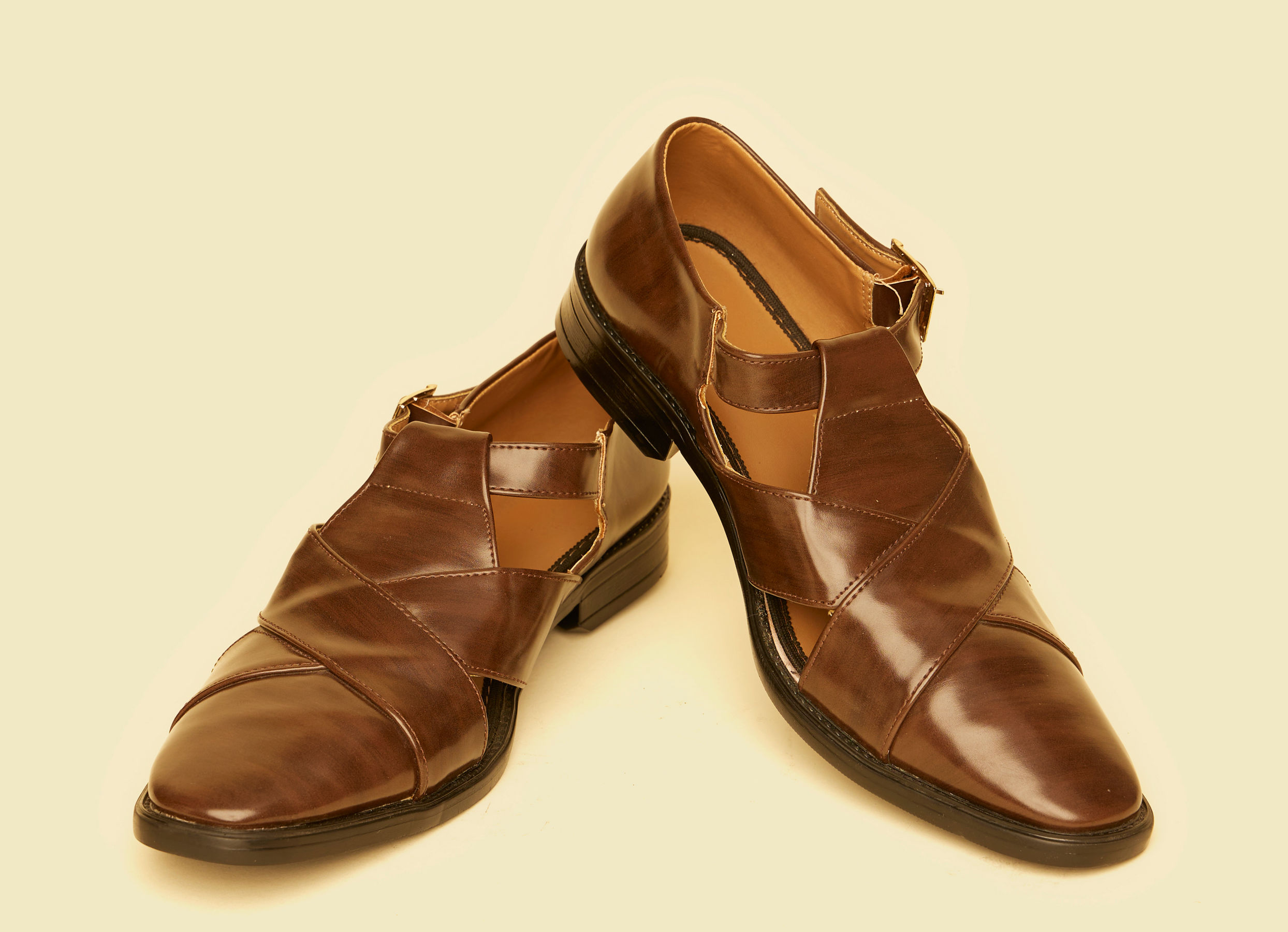 Twamev Men Dark Brown Faux Leather Jooti