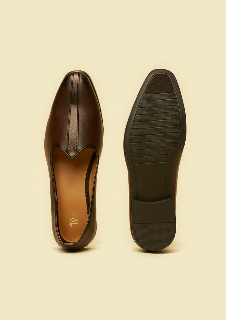 Twamev Men Wine Faux Leather Jooti