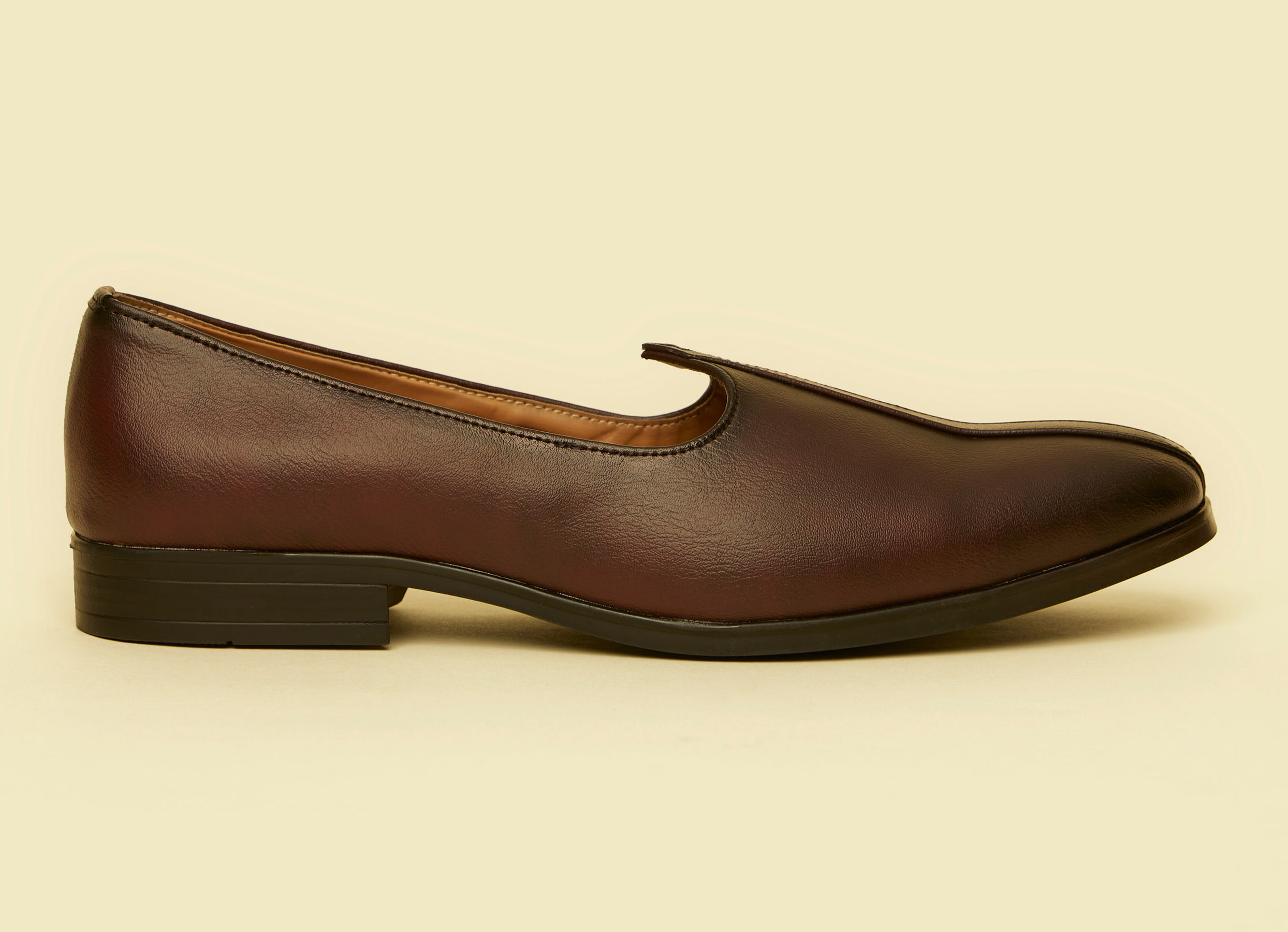 Twamev Men Wine Faux Leather Jooti