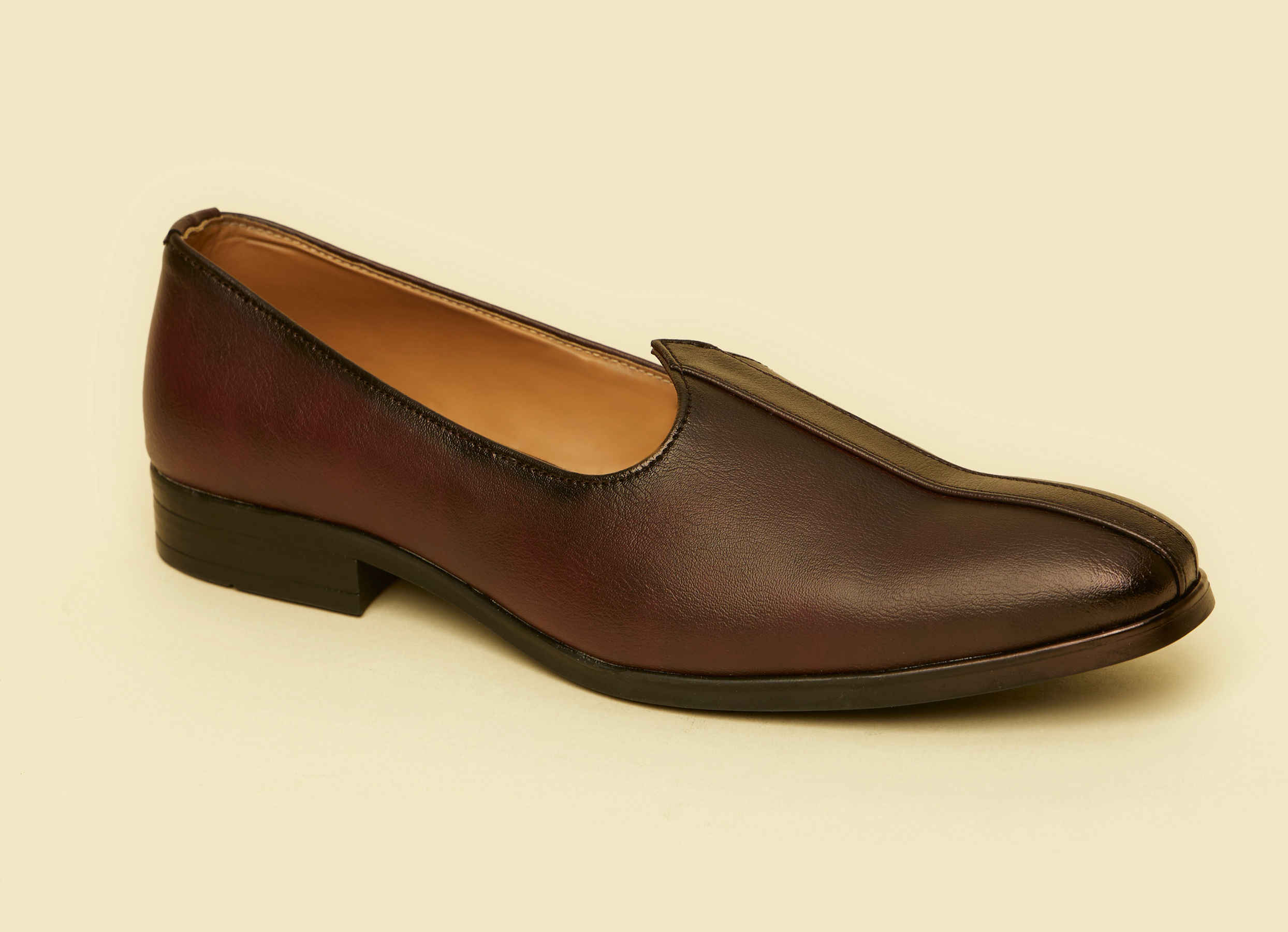 Twamev Men Wine Faux Leather Jooti