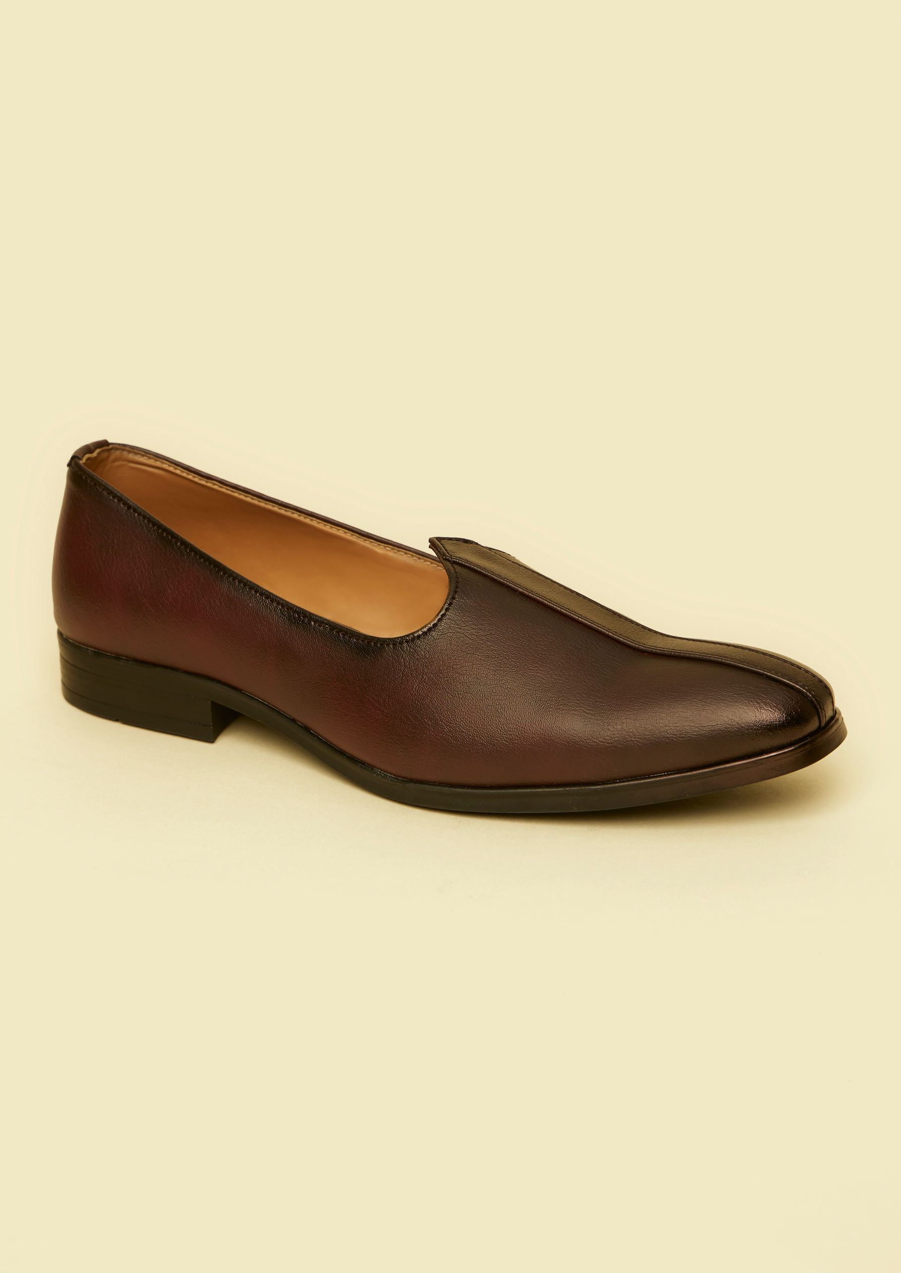 Twamev Men Wine Faux Leather Jooti