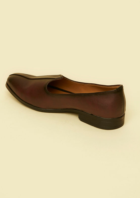 Twamev Men Wine Faux Leather Jooti