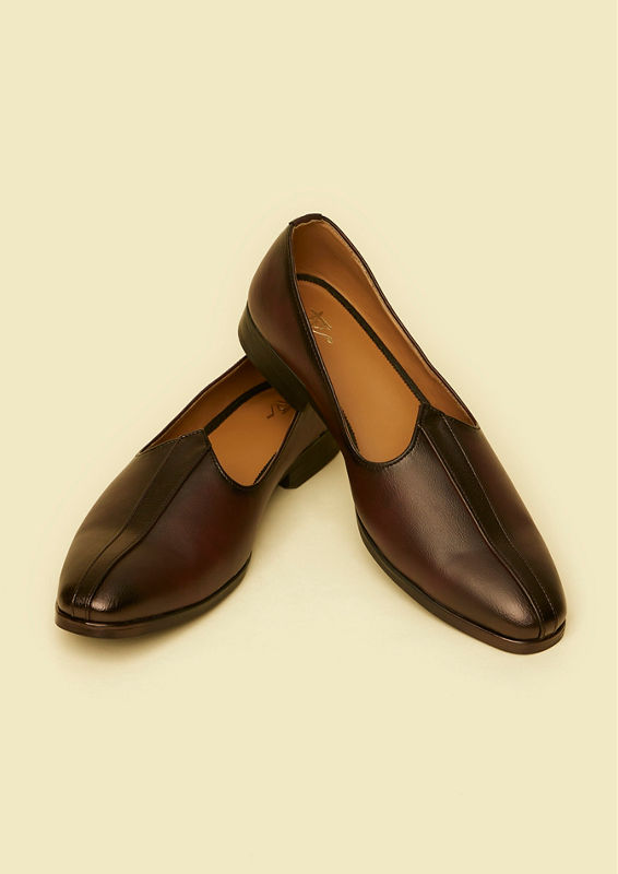 Twamev Men Wine Faux Leather Jooti