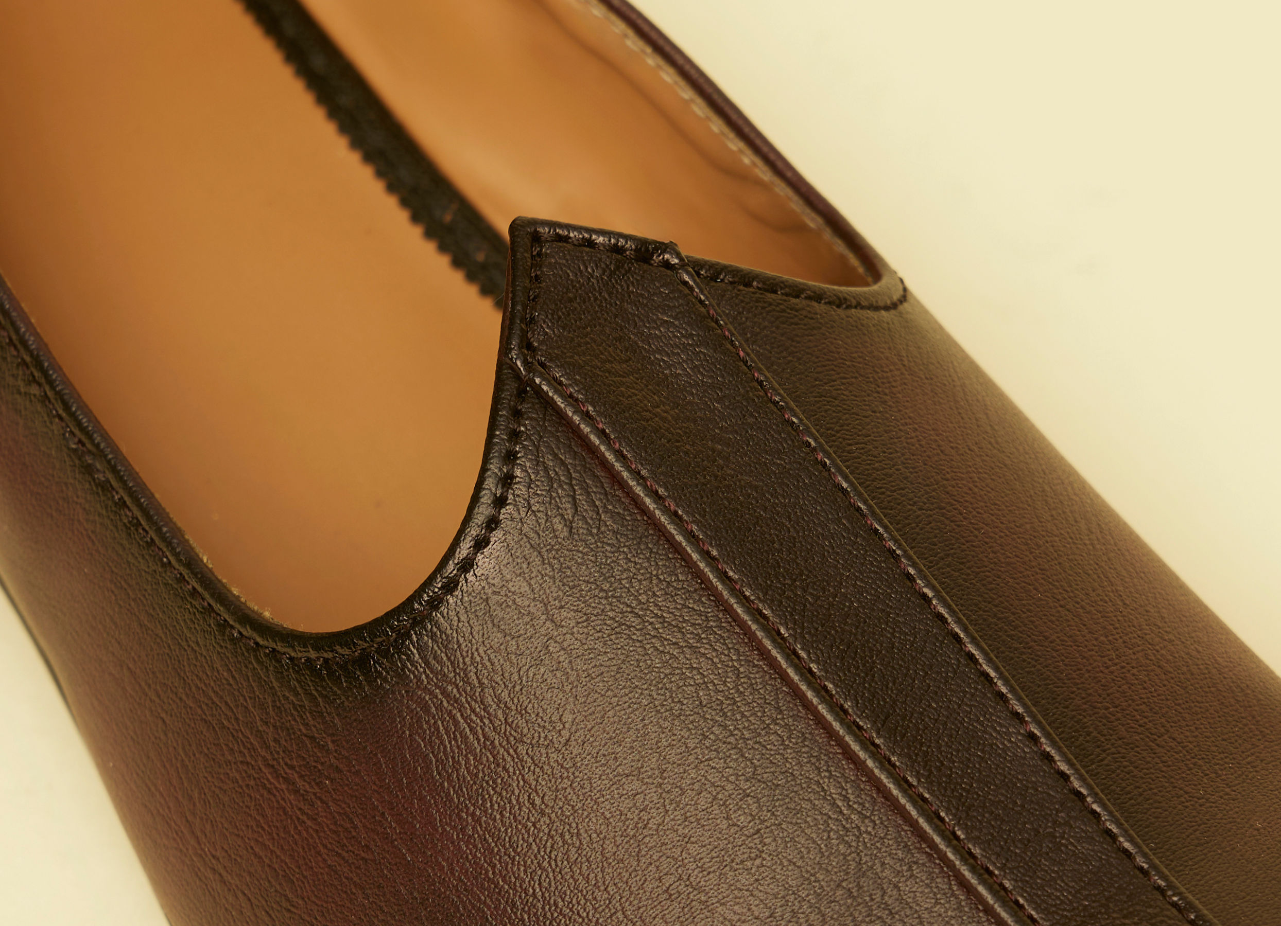 Twamev Men Wine Faux Leather Jooti