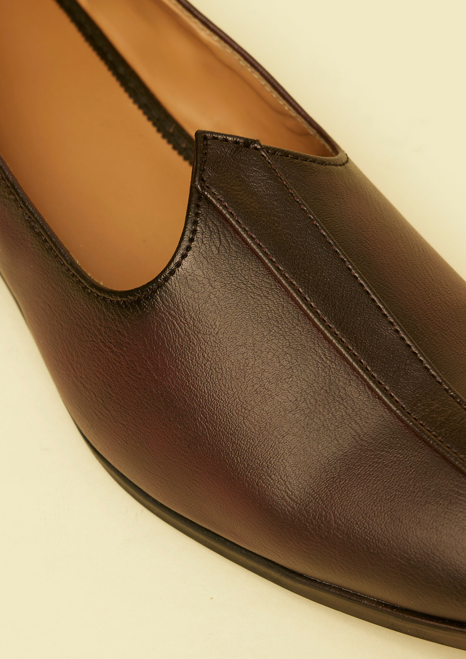 Twamev Men Wine Faux Leather Jooti