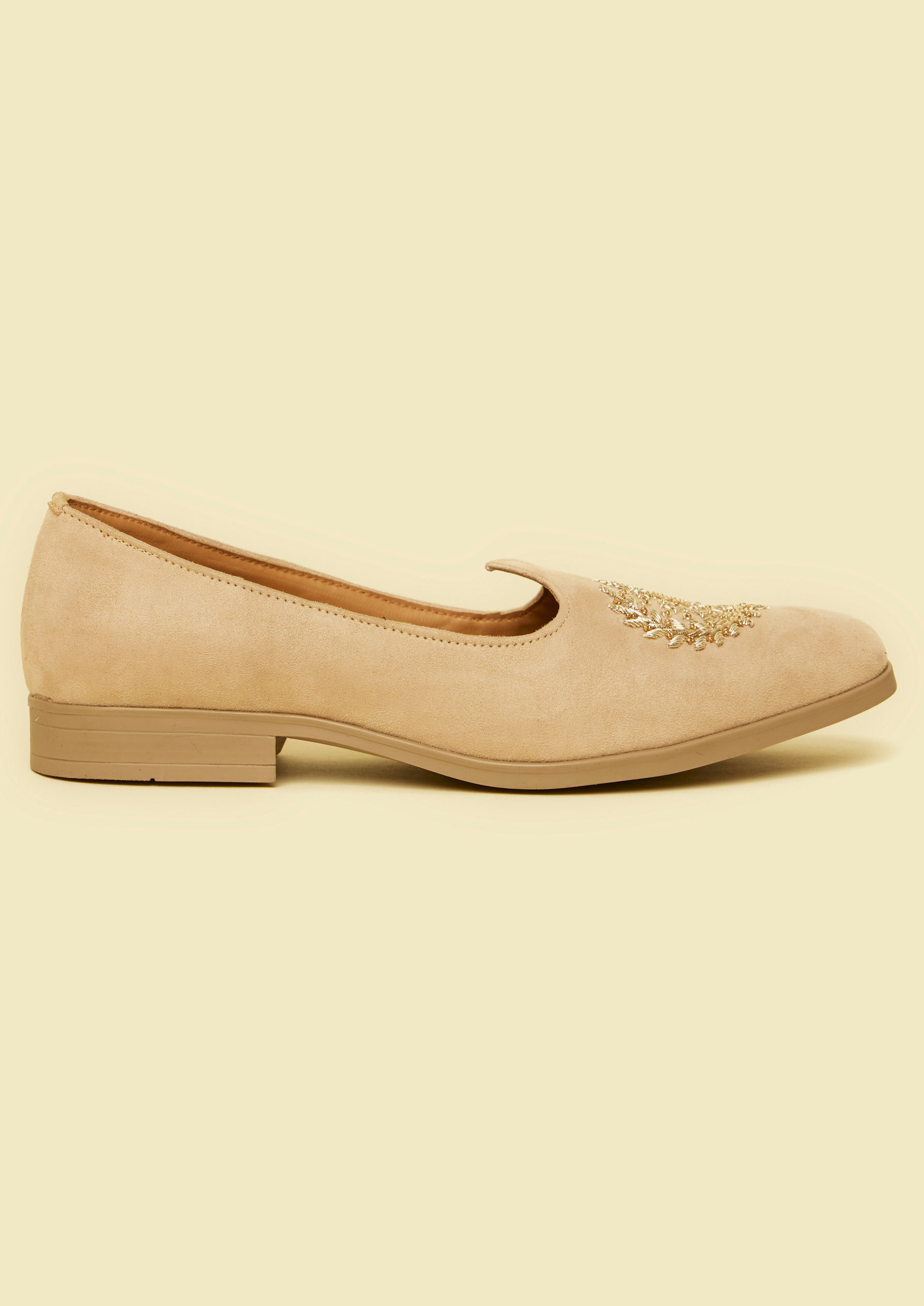 Twamev Men Radiant Beige Velvet Juti