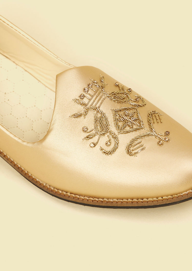 Twamev Men Golden Elegance Juti