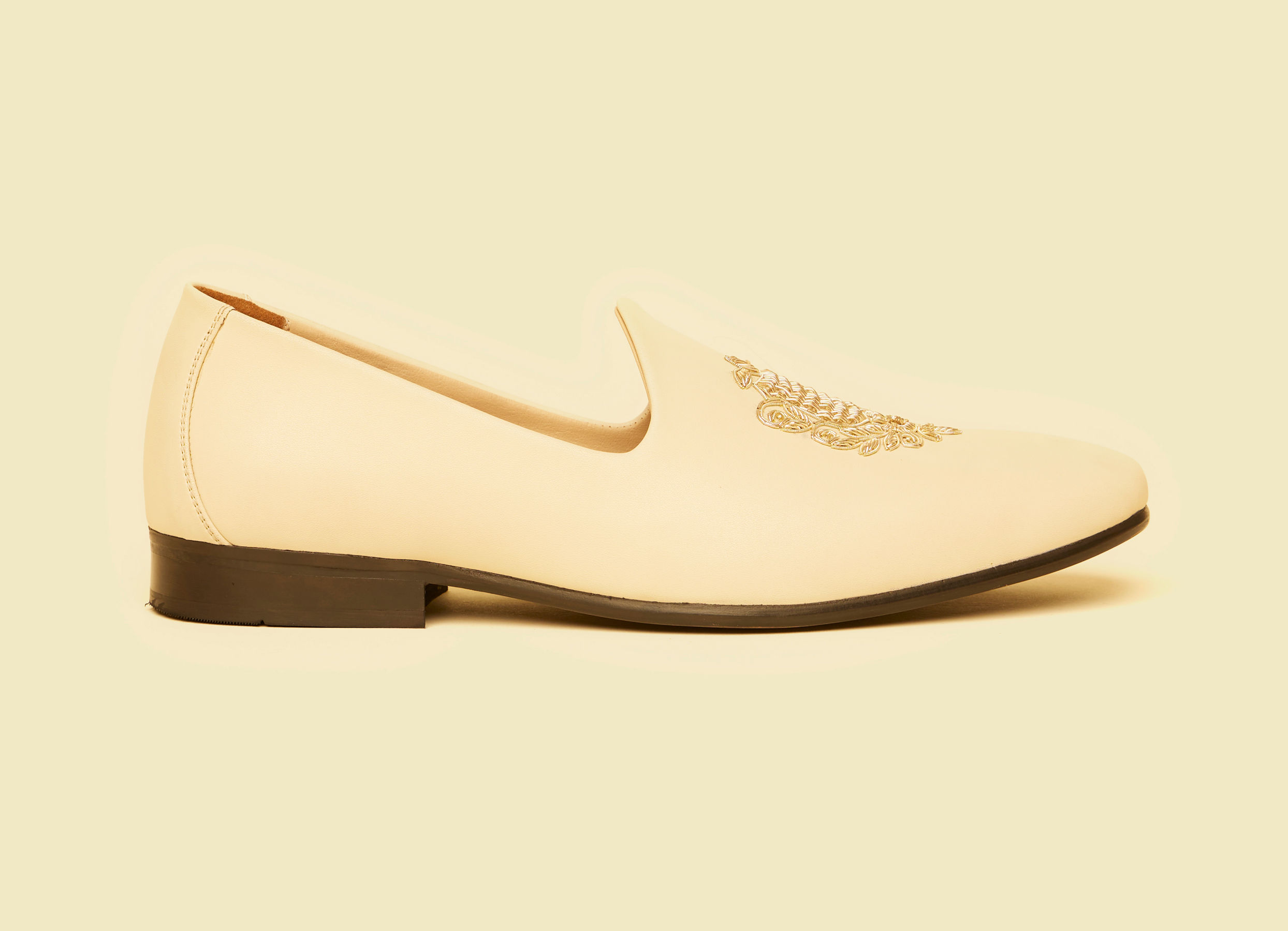 Twamev Men Elegant Beige Juti