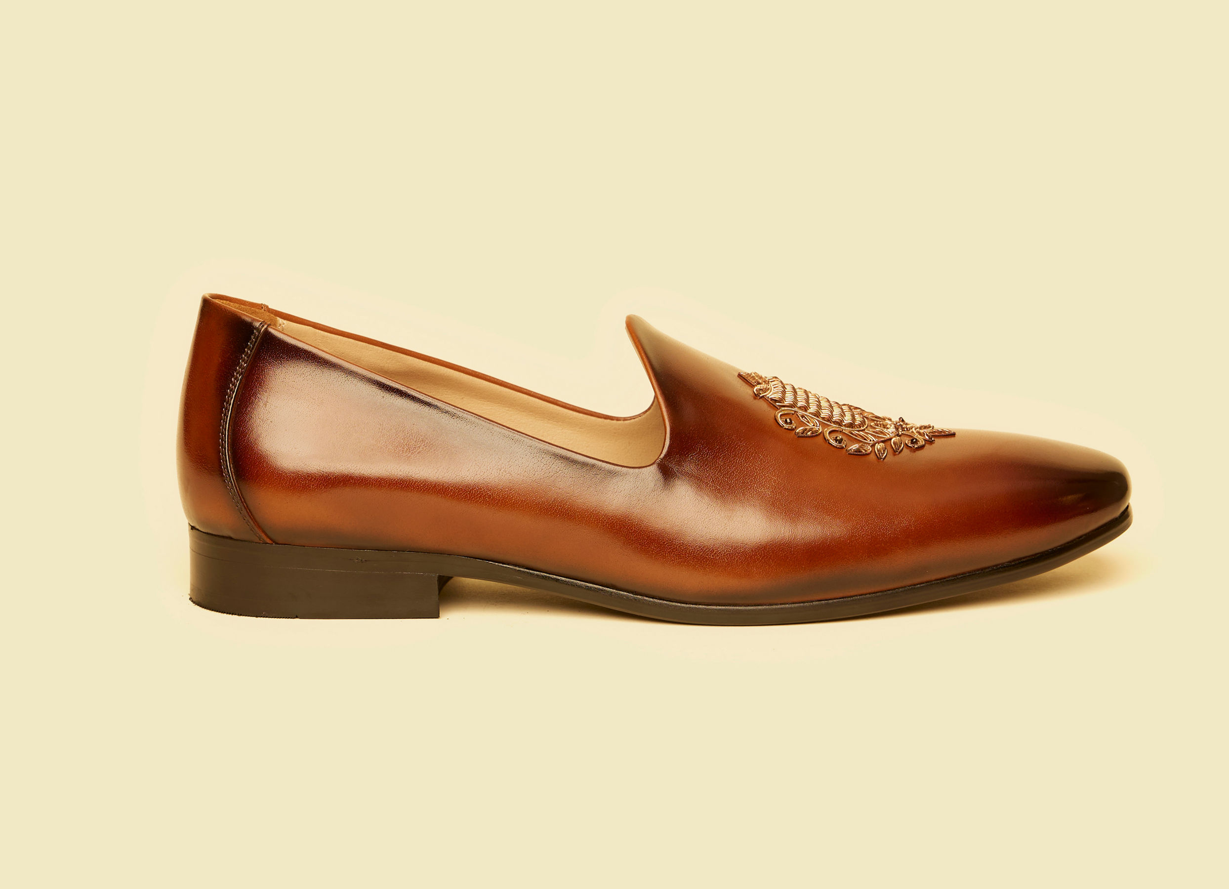 Twamev Men Elegant Brown Jutis for Celebrations