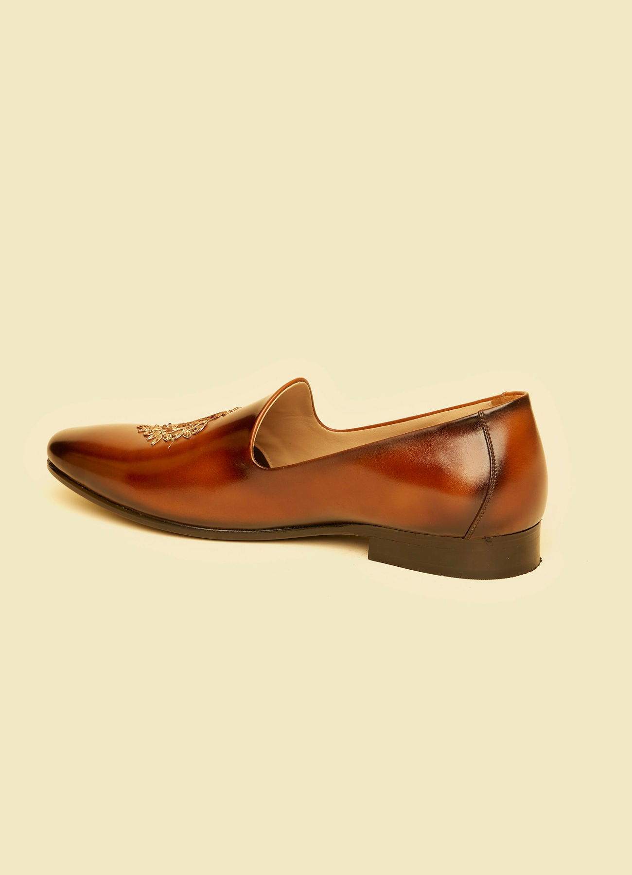 Twamev Men Elegant Brown Jutis for Celebrations
