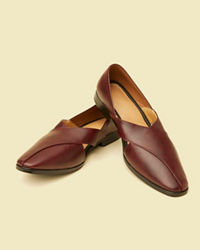 Twamev Men Wine Peshawari Juttis