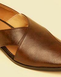 Twamev Men Regal Brown Juti