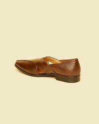 Twamev Men Regal Brown Juti