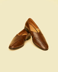 Twamev Men Regal Brown Juti