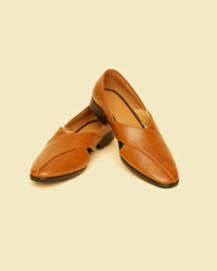 Twamev Men Regal Dark Brown Juti