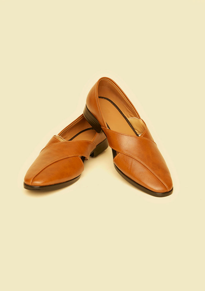 Twamev Men Regal Dark Brown Juti