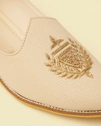 Twamev Men Cream Diamond Patterned Loafer Style Shoes