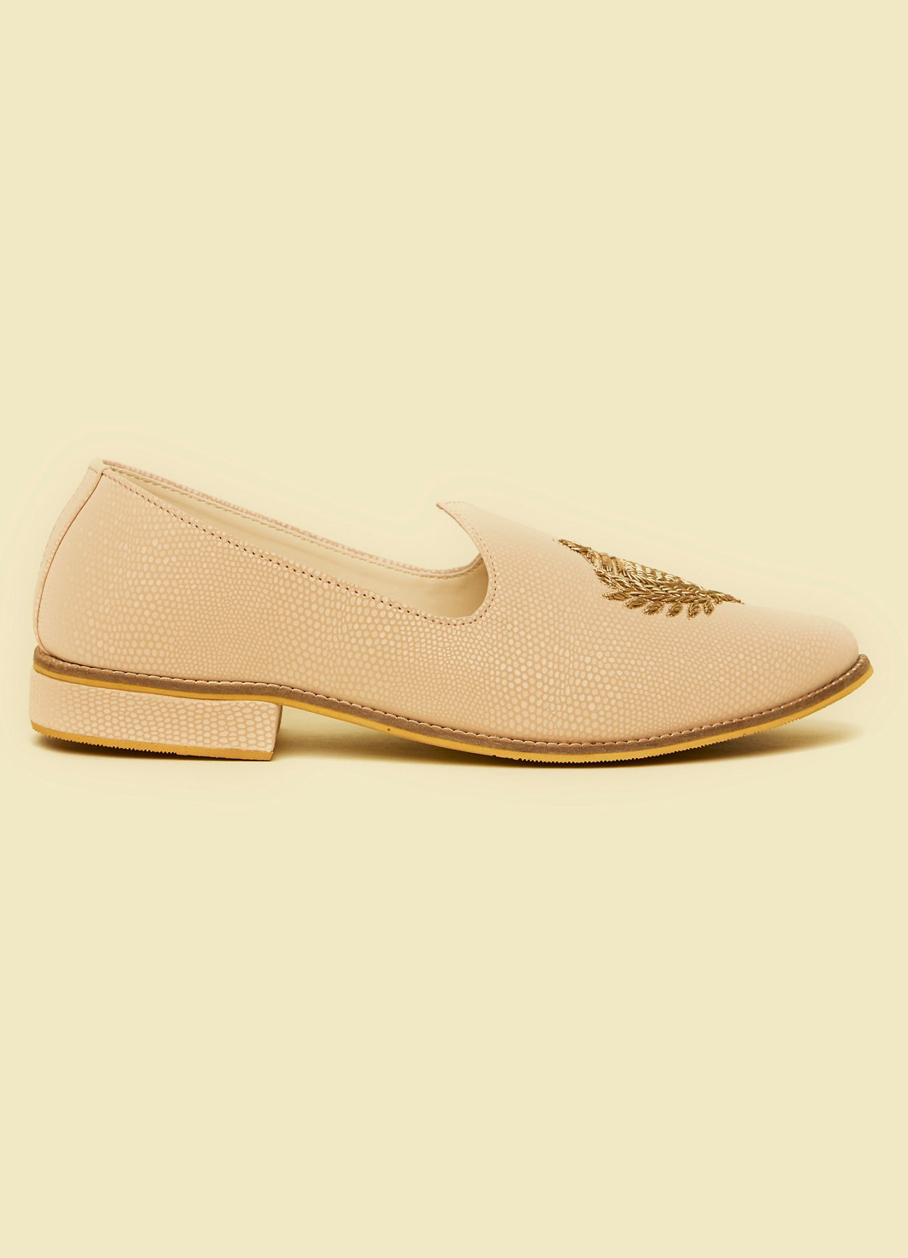 Twamev Men Peach Elegance Jooti