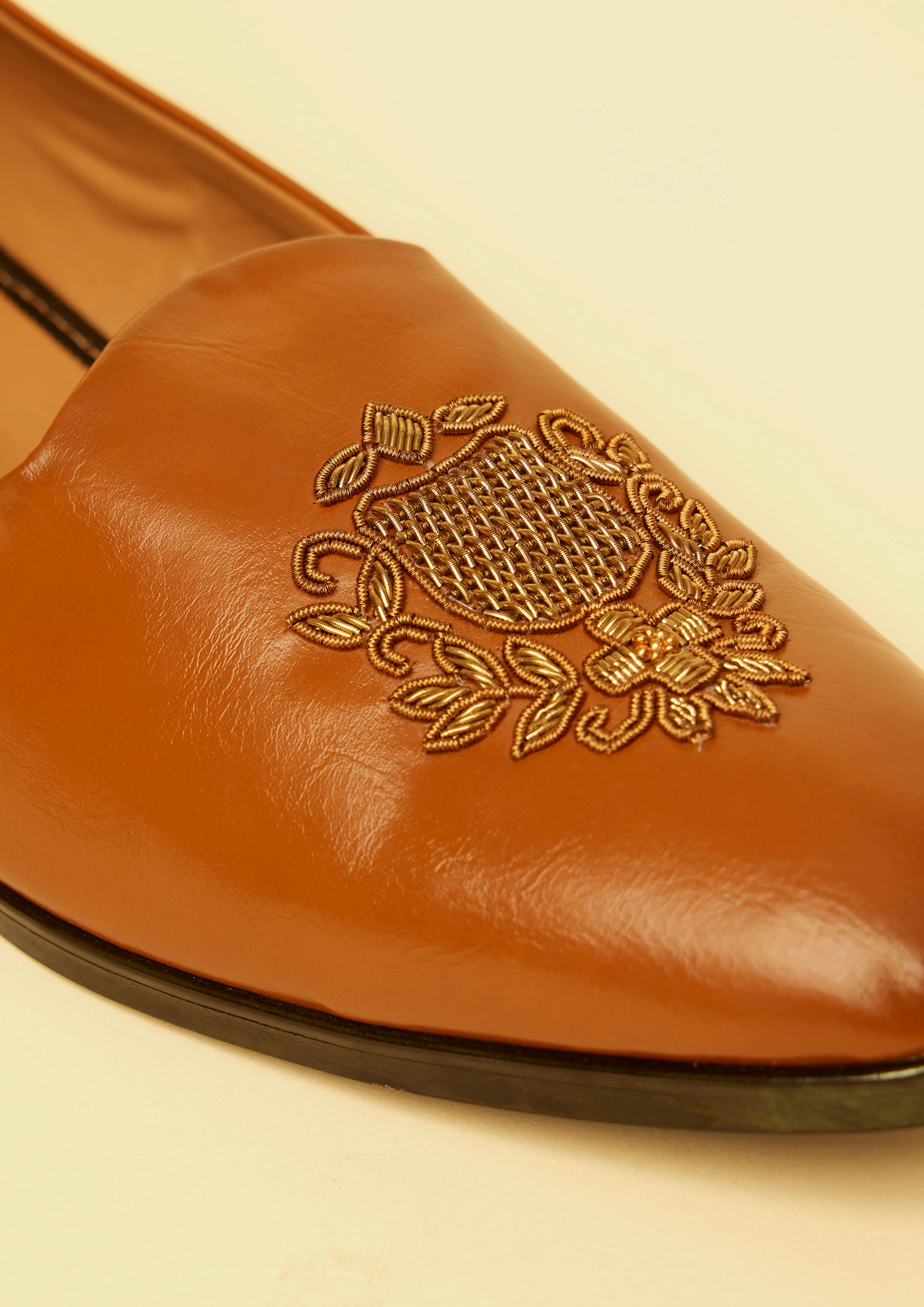 Twamev Men Tan Brown Diamond Patterned Loafer Style Shoes